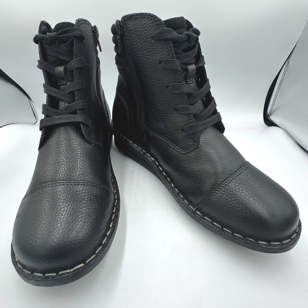 Clarks Collection Michela Fold Black Leather LaceUp Side Zip Ankle Boots Sz 6.5M